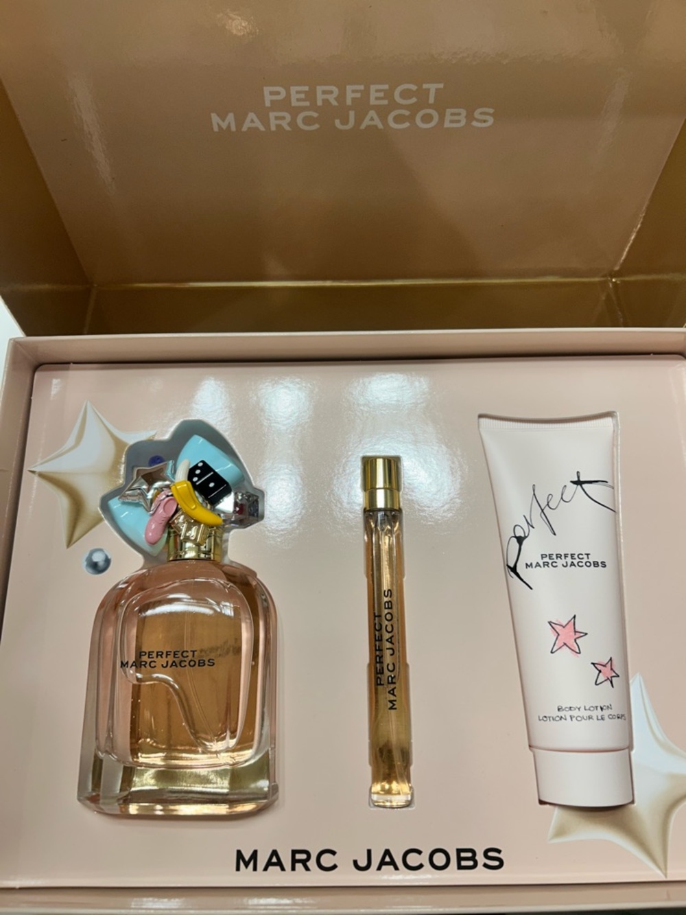 NWT Marc Jacob’s perfect perfume set